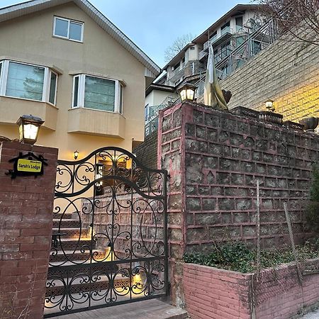 Sarah'S Lodge 穆里 外观 照片