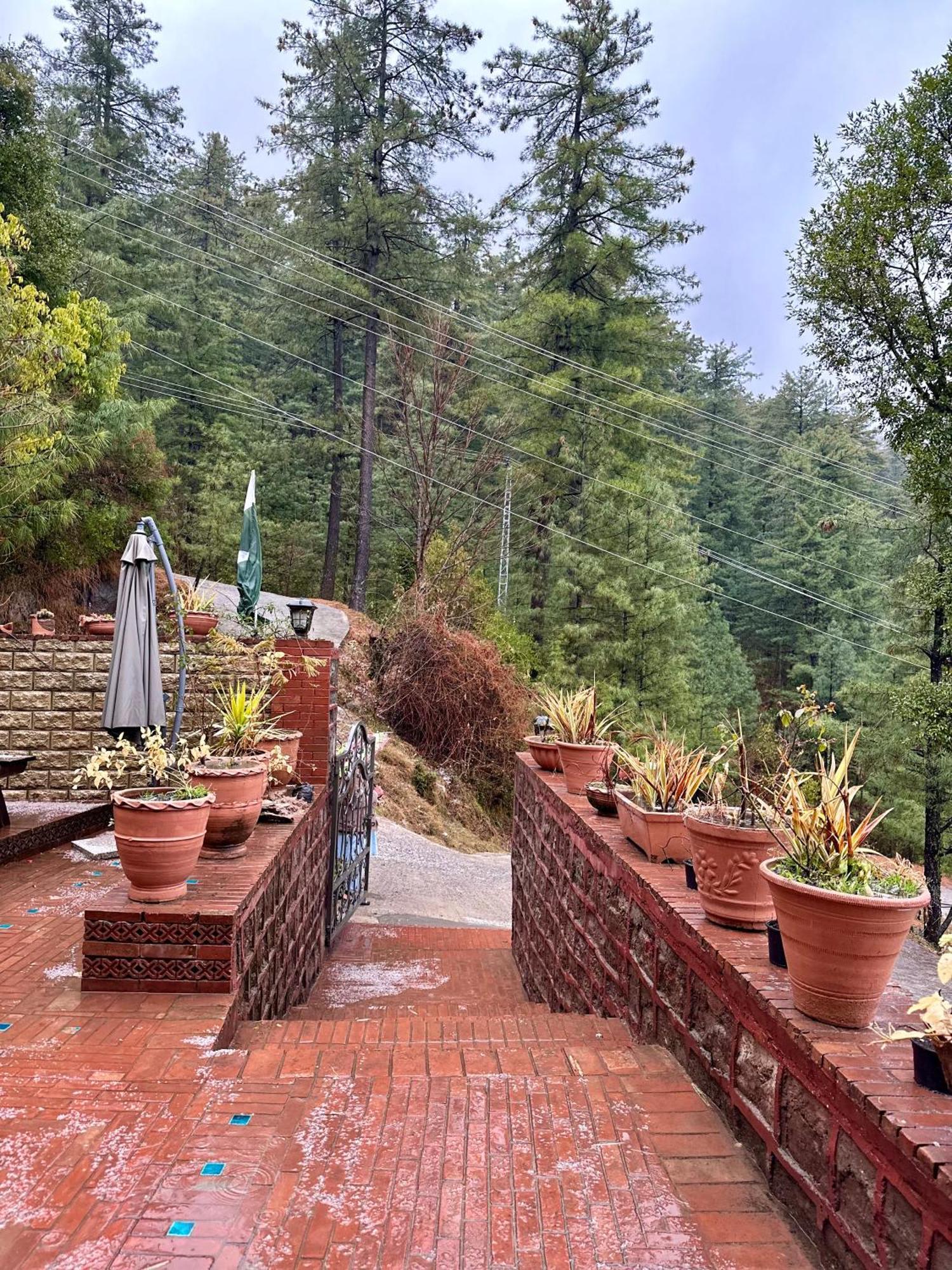 Sarah'S Lodge 穆里 外观 照片