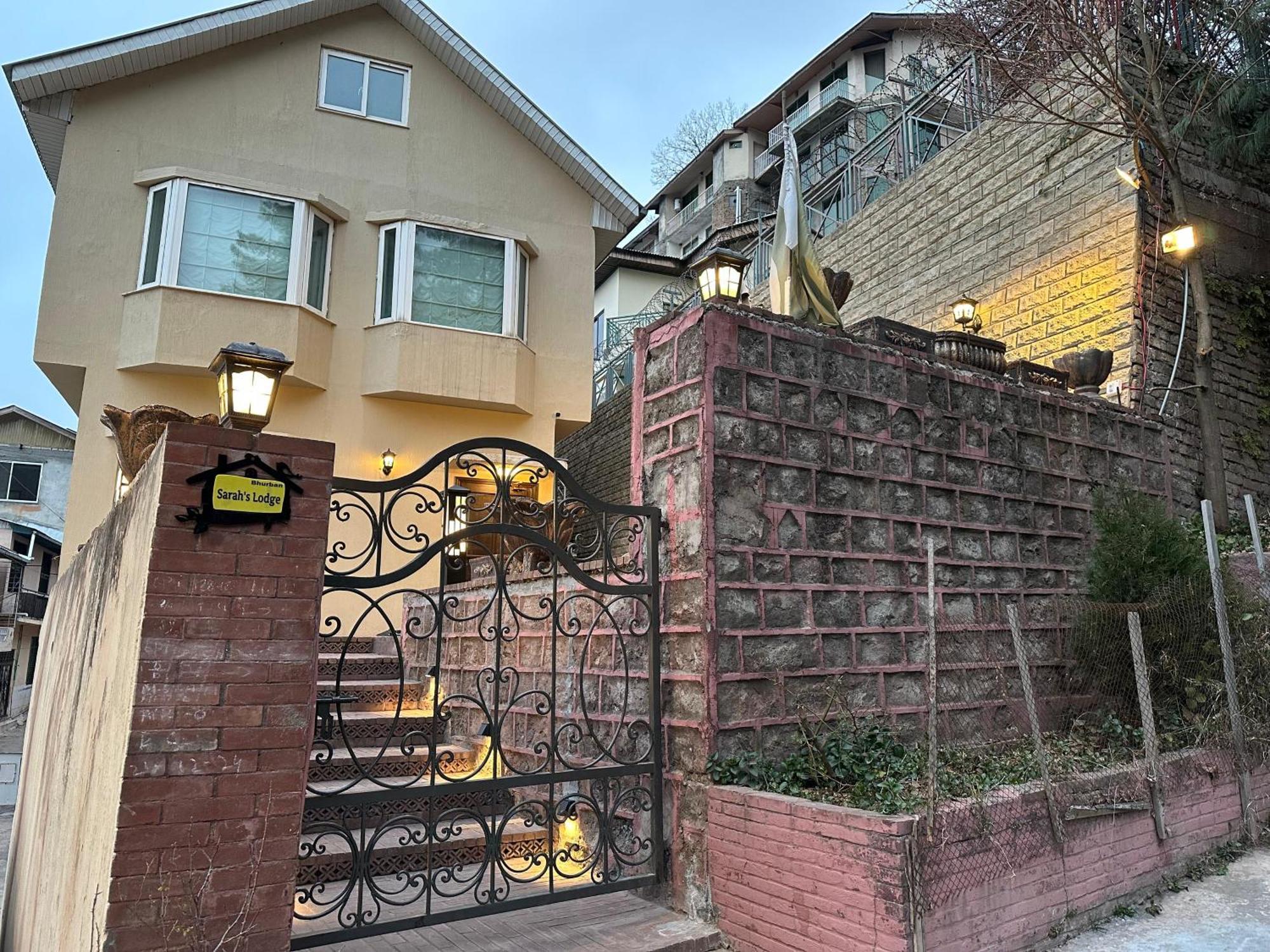 Sarah'S Lodge 穆里 外观 照片