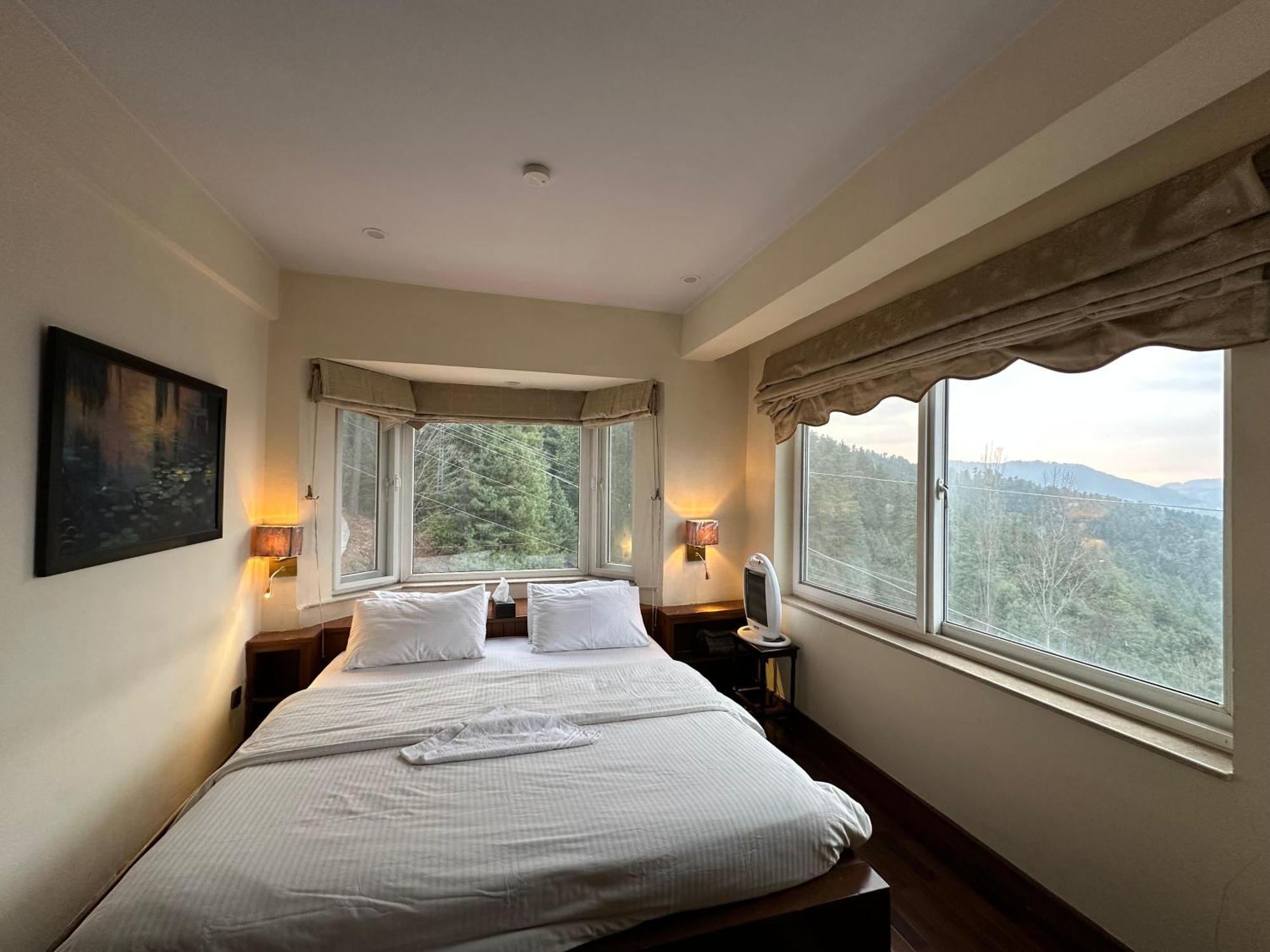 Sarah'S Lodge 穆里 外观 照片